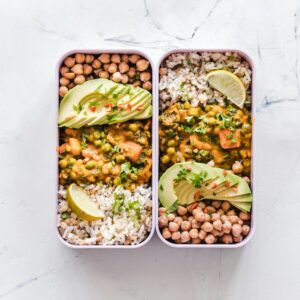 Gagner du temps en cuisine : meal prep & batch cooking végétal